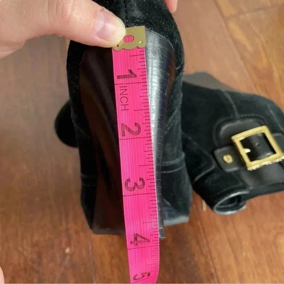 Tory Burch Suede Ankle Boots Wedge Heel Black Leather Gold Buckle Womens 9 - Picture 11 of 11